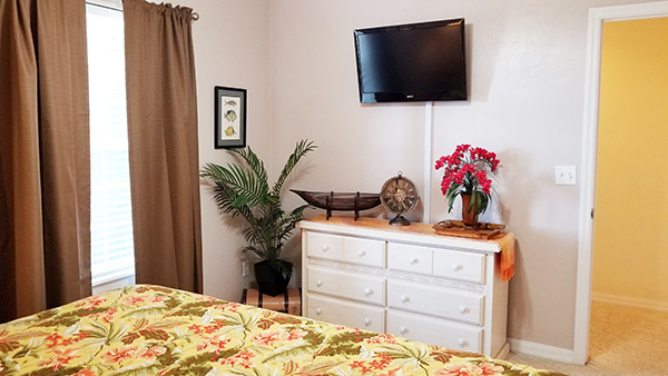 TV and dresser in bedroom