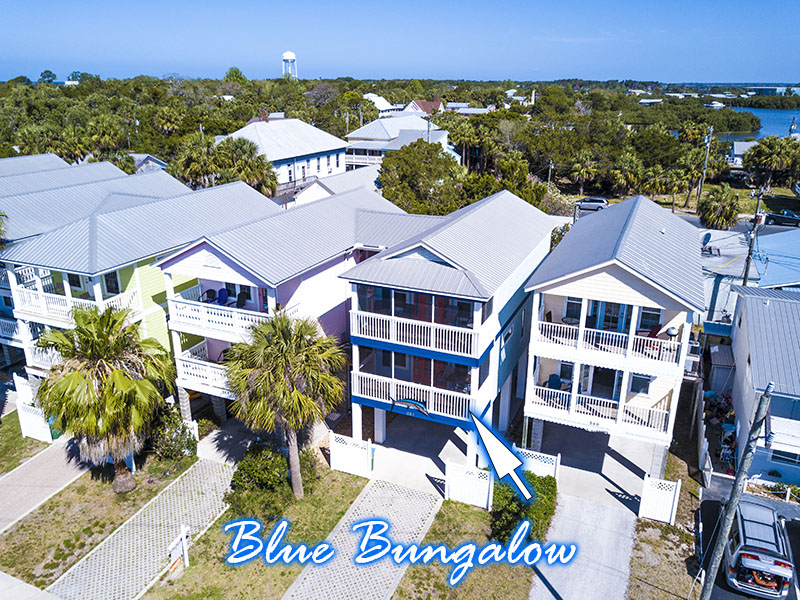 Blue Bungalow - Cedar Key Harbour Master Suites